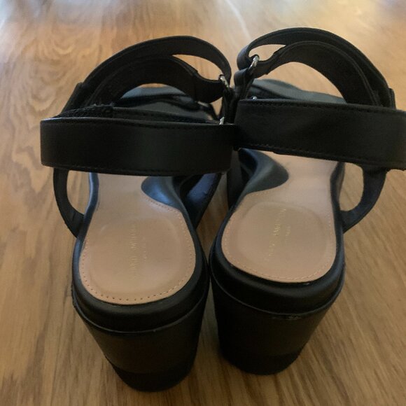 Cole Haan Women's Grand Ambition Ayer Wedges 8 Comfortable - Picture 3 of 9